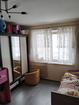 Продам трехкомнатную (3-комн.) квартиру, Пятилеток пр-кт, 3, Санкт-Петербург г