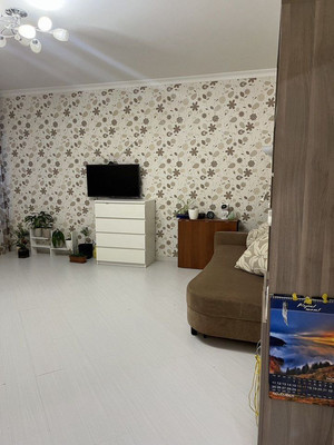 Продам трехкомнатную (3-комн.) квартиру, Октябрьский пр-кт, 18к3, Люберцы г