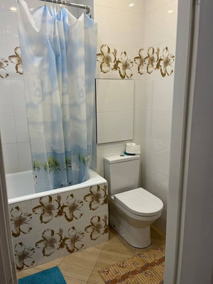 Продам трехкомнатную (3-комн.) квартиру, Октябрьский пр-кт, 18к3, Люберцы г