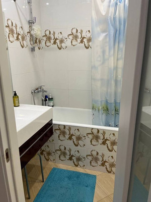 Продам трехкомнатную (3-комн.) квартиру, Октябрьский пр-кт, 18к3, Люберцы г