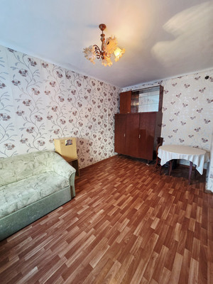 Продам однокомнатную (1-комн.) квартиру, Октябрьская ул, 32, Казань г