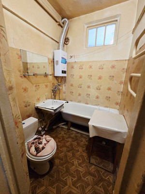 Продам однокомнатную (1-комн.) квартиру, Октябрьская ул, 32, Казань г