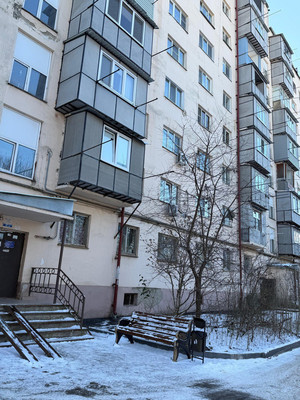 Продам двухкомнатную (2-комн.) квартиру, Кирова ул, 3кА, Нальчик г