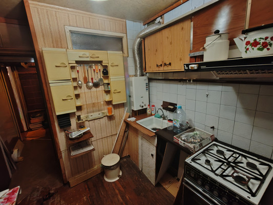 Продам двухкомнатную (2-комн.) квартиру, Химиков ул, 7, Великий Новгород г