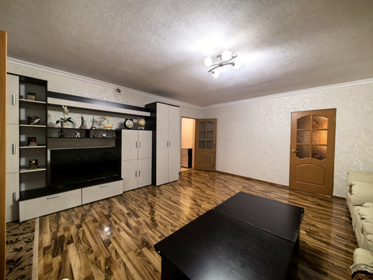 Продам трехкомнатную (3-комн.) квартиру, Бозиева ул, 6, Нарткала г