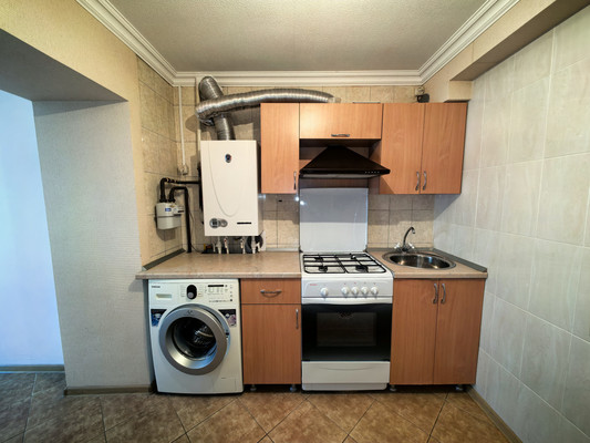 Продам трехкомнатную (3-комн.) квартиру, Бозиева ул, 6, Нарткала г