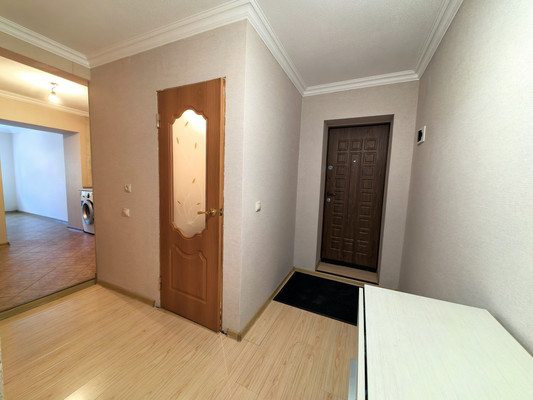 Продам трехкомнатную (3-комн.) квартиру, Бозиева ул, 6, Нарткала г