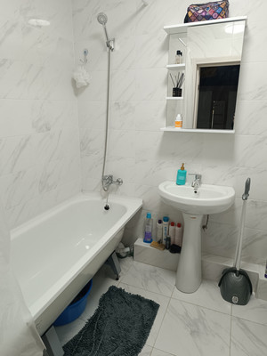 Продам однокомнатную (1-комн.) квартиру, Красина ул, 53к3, Цемдолина с