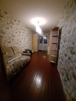 Продам двухкомнатную (2-комн.) квартиру, Коммунистическая ул, 64, Сыктывкар г