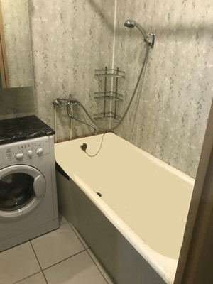 Продам однокомнатную (1-комн.) квартиру, Новое Плато ул, 20, Мурманск г