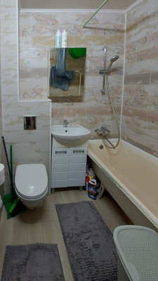 Продам двухкомнатную (2-комн.) квартиру, Новая ул, 7, Октябрьский рп