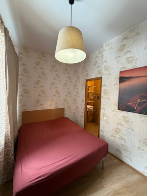 Продам двухкомнатную (2-комн.) квартиру, Чистопольская ул, 36, Казань г