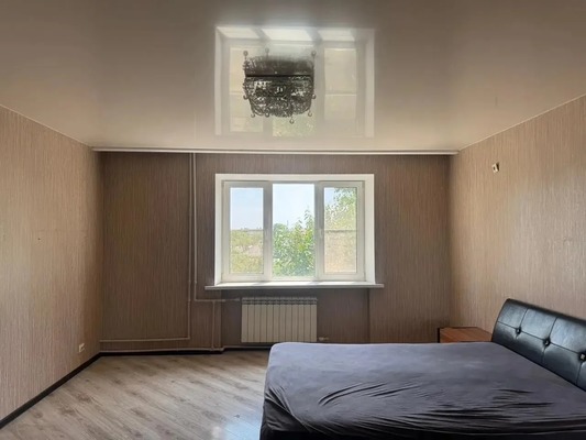 Сдам трехкомнатную (3-комн.) квартиру, Красная ул, 59, Кропоткин г