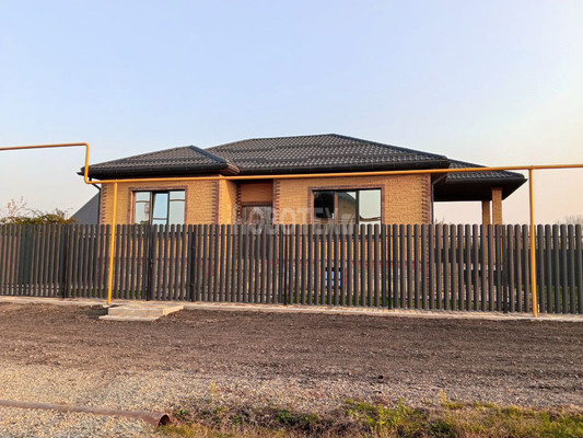 Продам дом, Короткий пер, 1кб, Саратовская ст-ца, 0 км от города