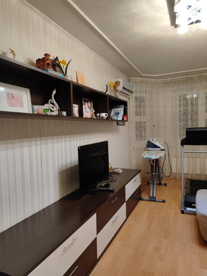 Продам трехкомнатную (3-комн.) квартиру, Перервинский б-р, 21к1, Москва г