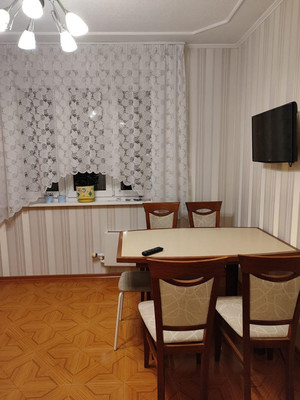 Продам трехкомнатную (3-комн.) квартиру, Перервинский б-р, 21к1, Москва г