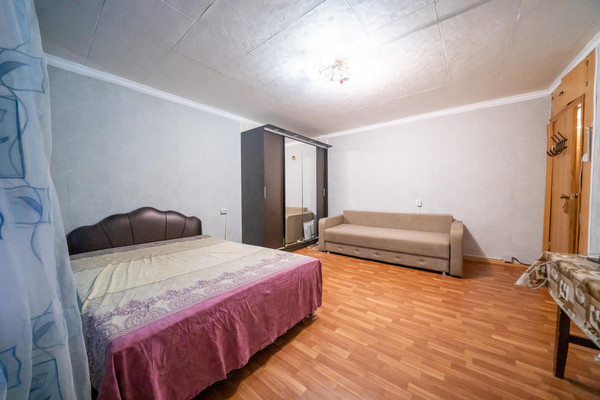 Продам комнату в 4-комн. квартире, Народного Ополчения пр-кт, 187А, Санкт-Петербург г