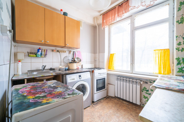 Продам комнату в 4-комн. квартире, Народного Ополчения пр-кт, 187А, Санкт-Петербург г