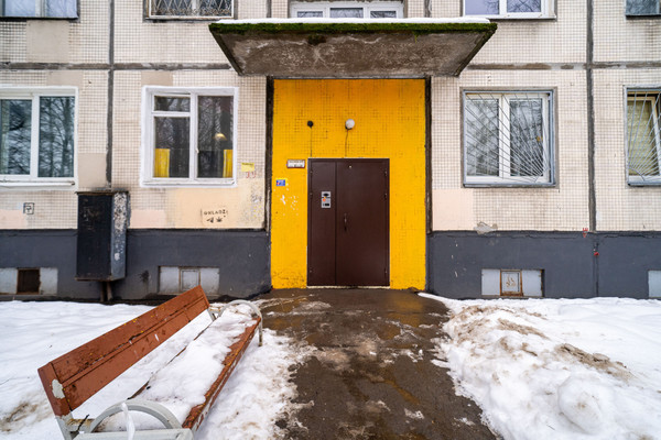 Продам комнату в 4-комн. квартире, Народного Ополчения пр-кт, 187А, Санкт-Петербург г