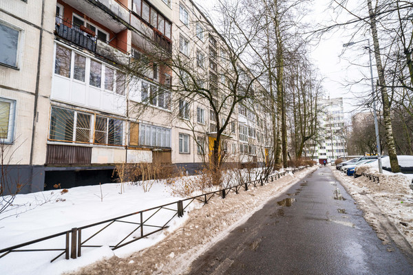 Продам комнату в 4-комн. квартире, Народного Ополчения пр-кт, 187А, Санкт-Петербург г