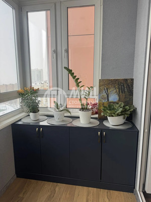 Продам трехкомнатную (3-комн.) квартиру, Заводская ул, 18к3, Нахабино рп