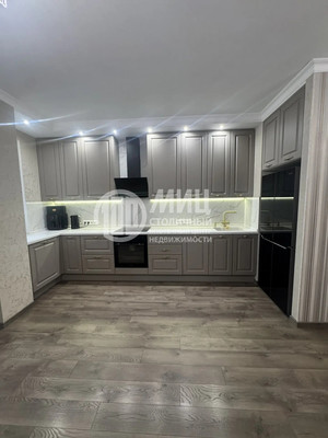 Продам трехкомнатную (3-комн.) квартиру, Заводская ул, 18к3, Нахабино рп