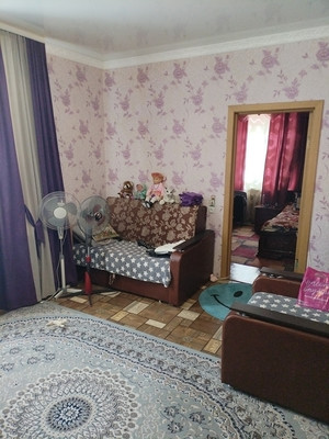 Продам трехкомнатную (3-комн.) квартиру, Металлистов ул, 15, Алексин г