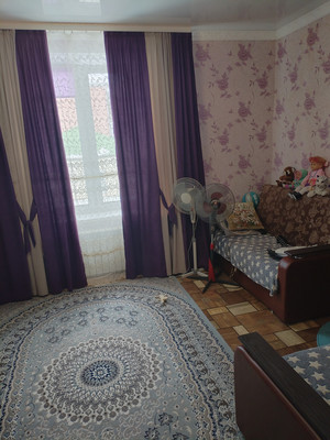 Продам трехкомнатную (3-комн.) квартиру, Металлистов ул, 15, Алексин г