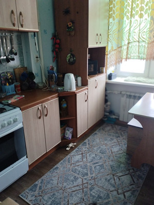 Продам трехкомнатную (3-комн.) квартиру, Металлистов ул, 15, Алексин г