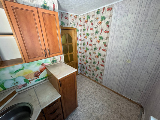 Продам двухкомнатную (2-комн.) квартиру, Лукашова ул, 6, Комсомольск-на-Амуре г