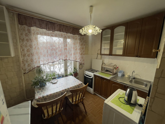 Сдам однокомнатную (1-комн.) квартиру, Нежинская ул, 13, Москва г