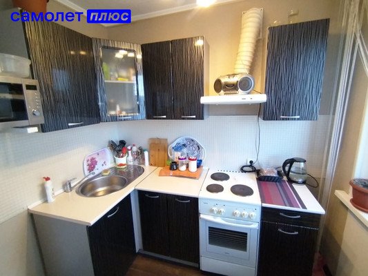 Продам трехкомнатную (3-комн.) квартиру, Тихонова ул, 5, Фокино г