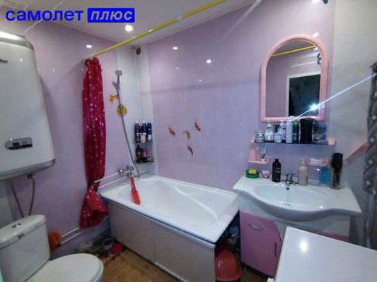 Продам трехкомнатную (3-комн.) квартиру, Тихонова ул, 5, Фокино г