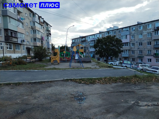 Продам трехкомнатную (3-комн.) квартиру, Тихонова ул, 5, Фокино г