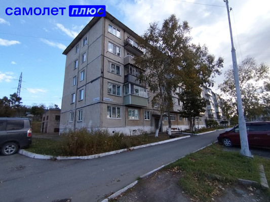 Продам трехкомнатную (3-комн.) квартиру, Тихонова ул, 5, Фокино г