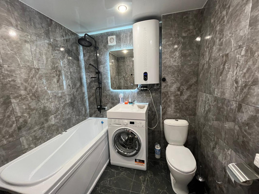 Продам однокомнатную (1-комн.) квартиру, Строительная ул, 3, Фокино г