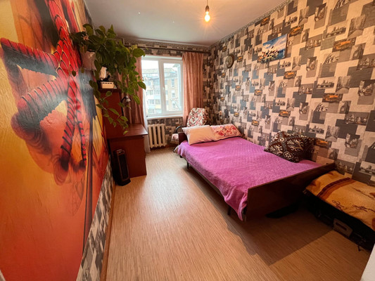 Продам двухкомнатную (2-комн.) квартиру, Ключевая ул, 6, Фокино г