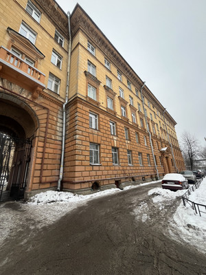 Продам комнату в 3-комн. квартире, Сахарный пер, 2/35, Санкт-Петербург г