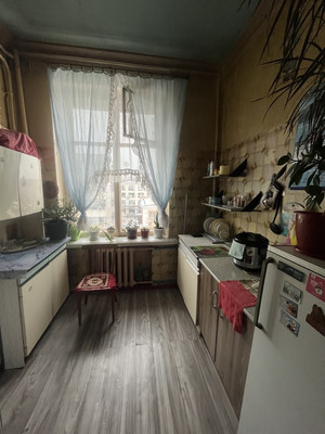 Продам 2-комн. в 3-комн. квартире, Сахарный пер, 2/35, Санкт-Петербург г