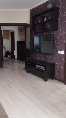 Продам многокомнатную квартиру, Беловежская ул, 17к2, Москва г