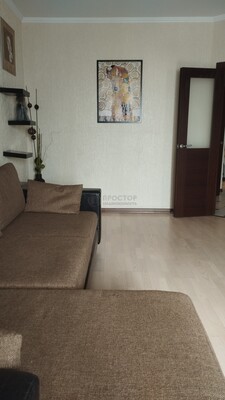 Продам многокомнатную квартиру, Беловежская ул, 17к2, Москва г