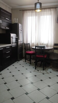 Продам многокомнатную квартиру, Беловежская ул, 17к2, Москва г