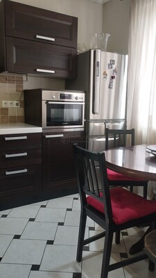 Продам многокомнатную квартиру, Беловежская ул, 17к2, Москва г