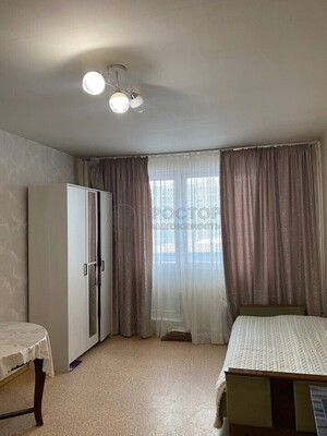 Продам однокомнатную (1-комн.) квартиру, Новочеркасский б-р, 21, Москва г