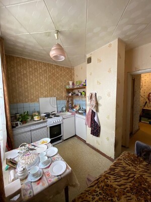 Продам однокомнатную (1-комн.) квартиру, Новочеркасский б-р, 21, Москва г