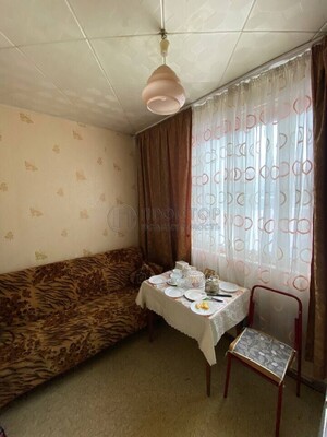 Продам однокомнатную (1-комн.) квартиру, Новочеркасский б-р, 21, Москва г