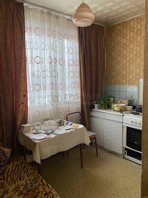 Продам однокомнатную (1-комн.) квартиру, Новочеркасский б-р, 21, Москва г