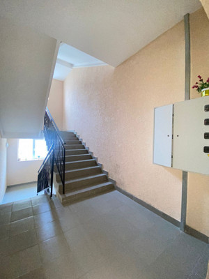 Продам двухкомнатную (2-комн.) квартиру, 2-я Надречная ул, 126, Нальчик г