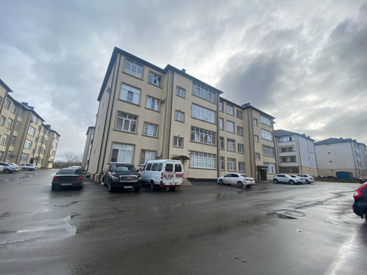 Продам двухкомнатную (2-комн.) квартиру, 2-я Надречная ул, 126, Нальчик г