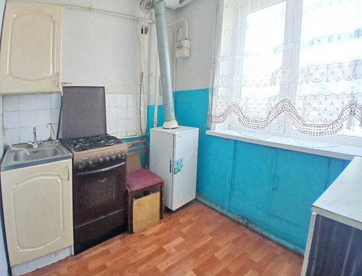 Продам двухкомнатную (2-комн.) квартиру, Центральная ул, 1, Безлычное д